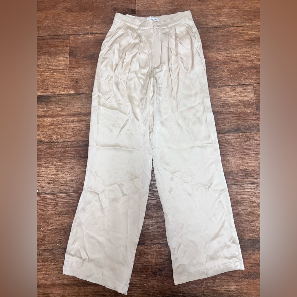 Anine Bing woman’s silk cream pants size 36/6